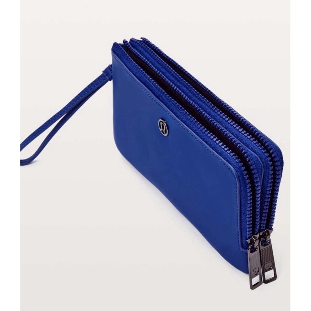 Lululemon Double Up Wristlet Pouch/Clutch Jet Stream Cobalt Blue Nylon - Picture 2 of 7